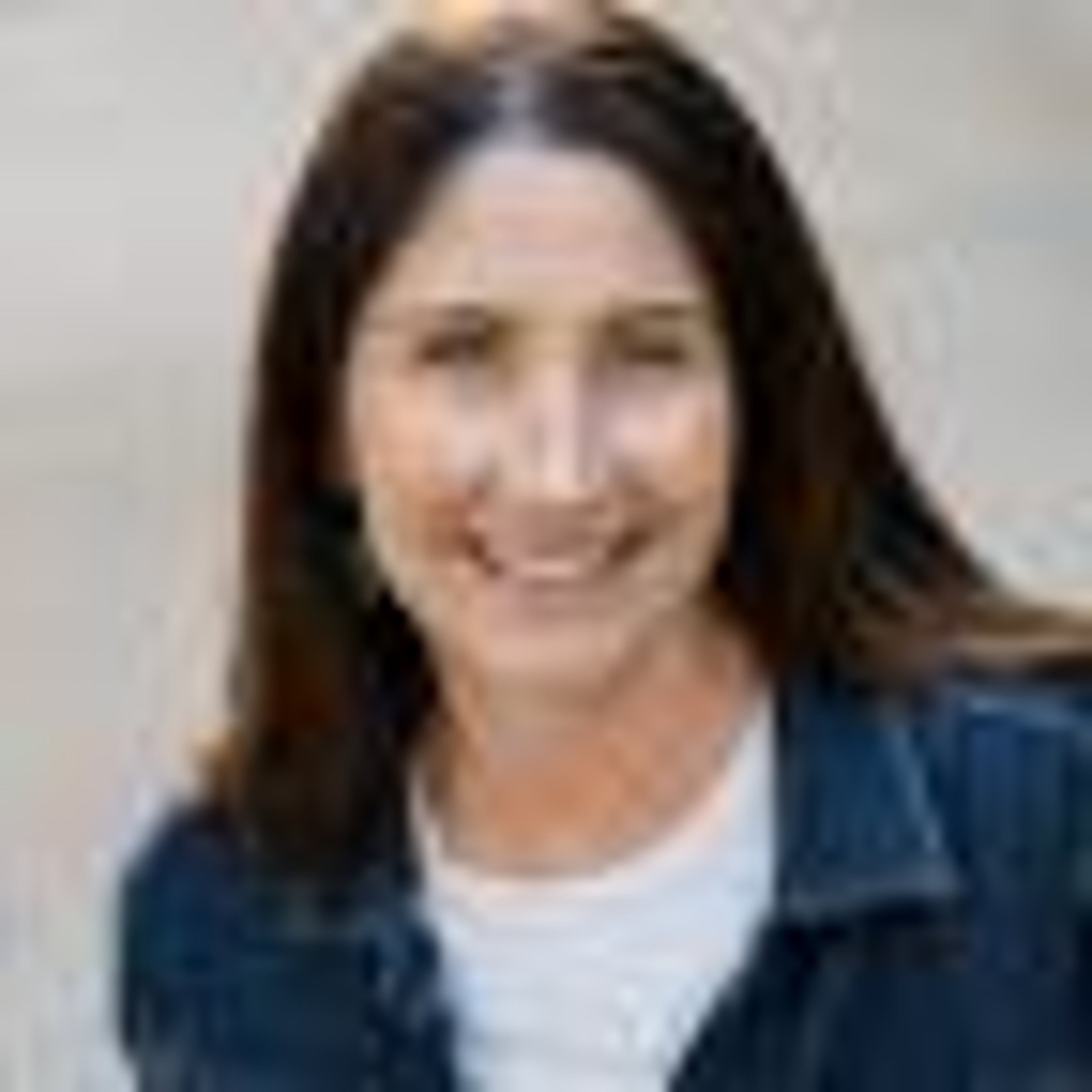 Headshot of Jewels Doskicz