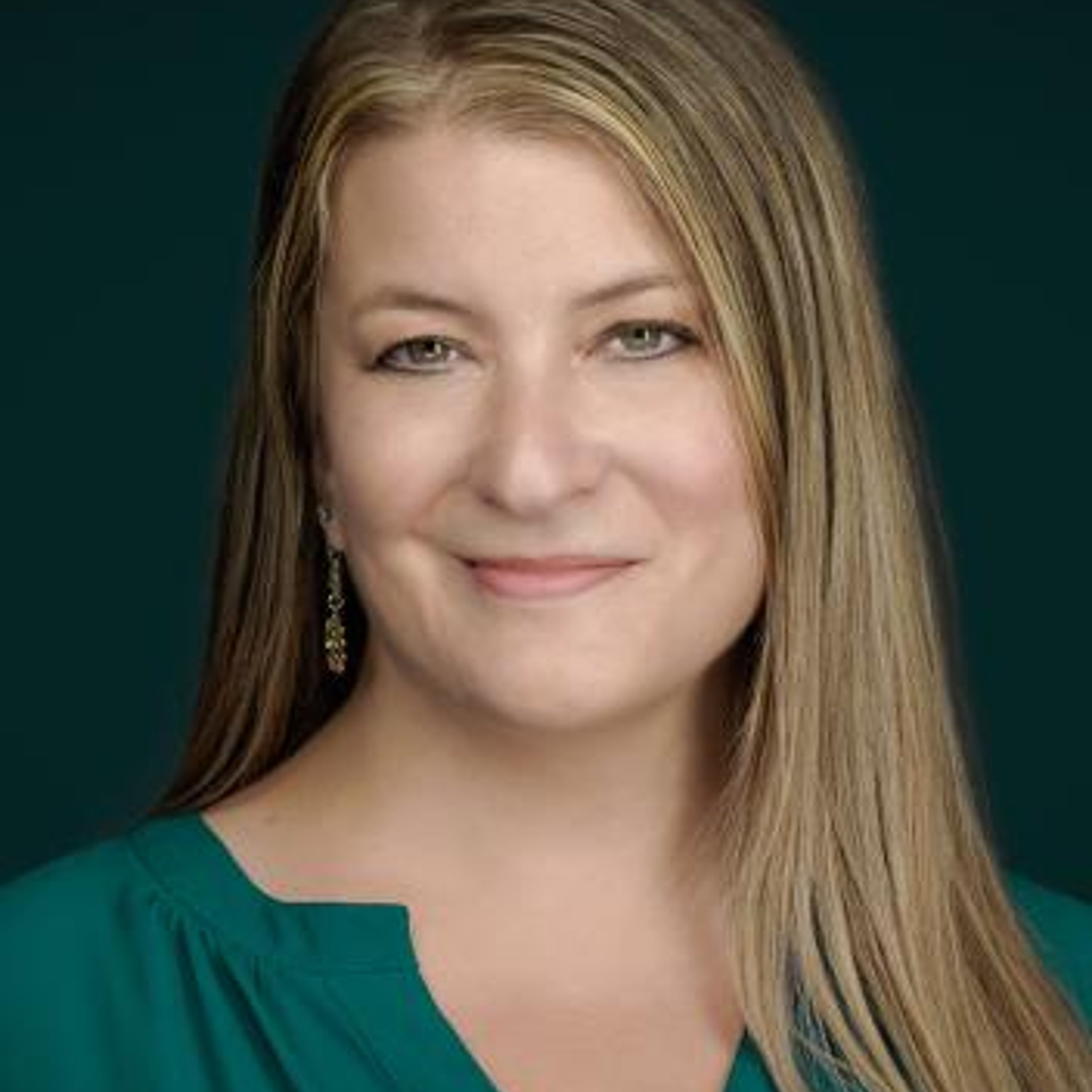 Headshot of Joanna Smiley