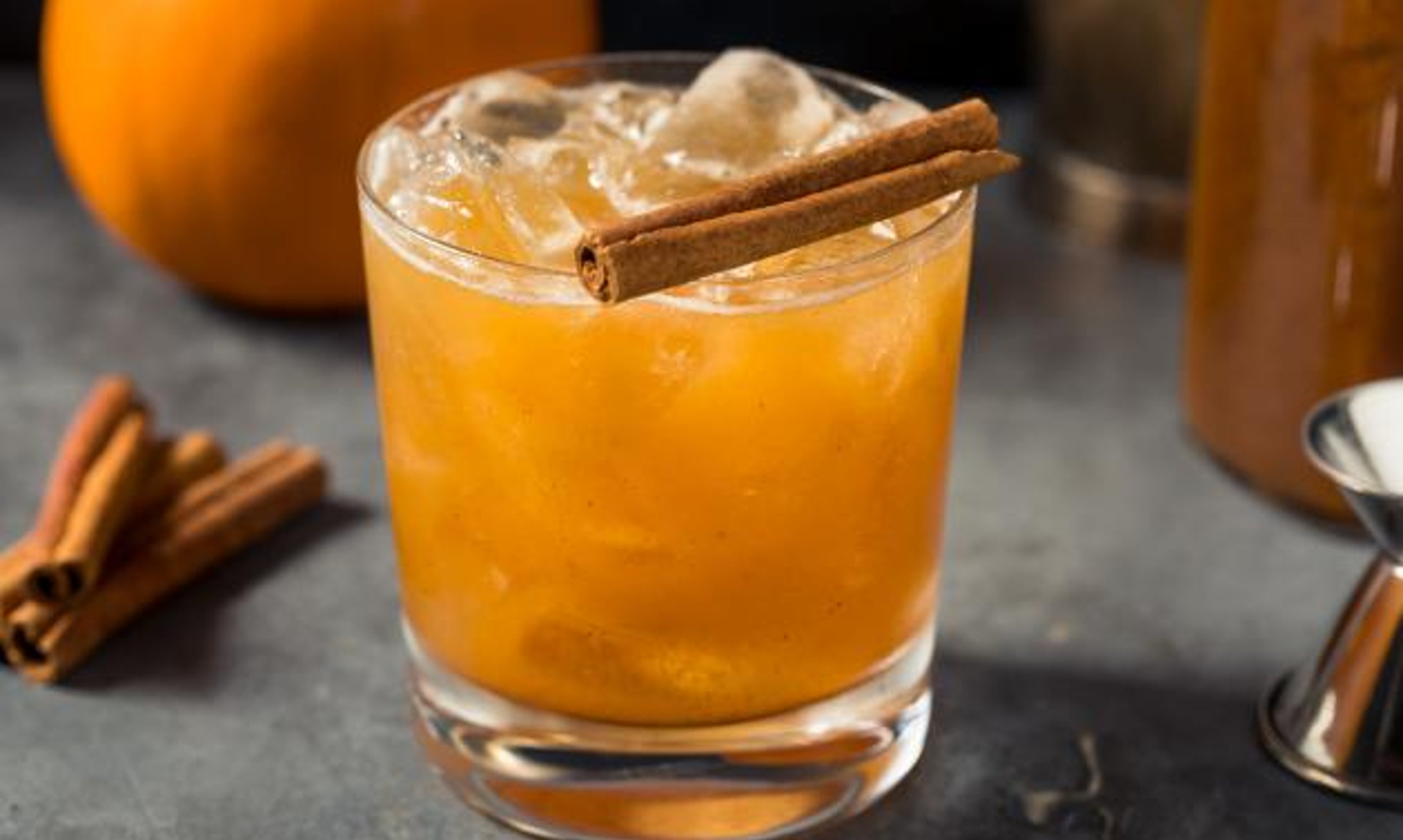 Bourbon cocktail