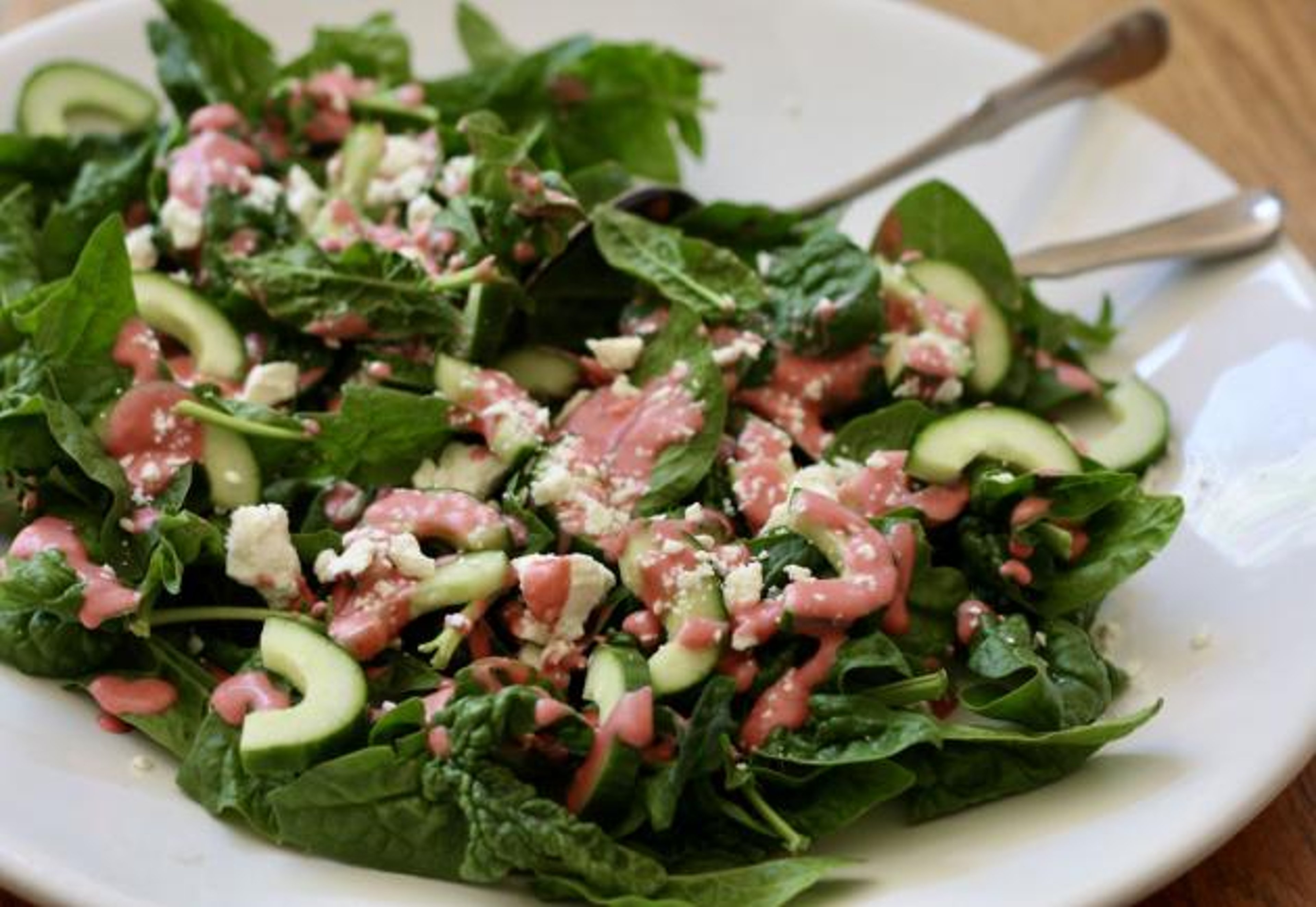 Spinach Salad With Strawberry Vinaigrette
