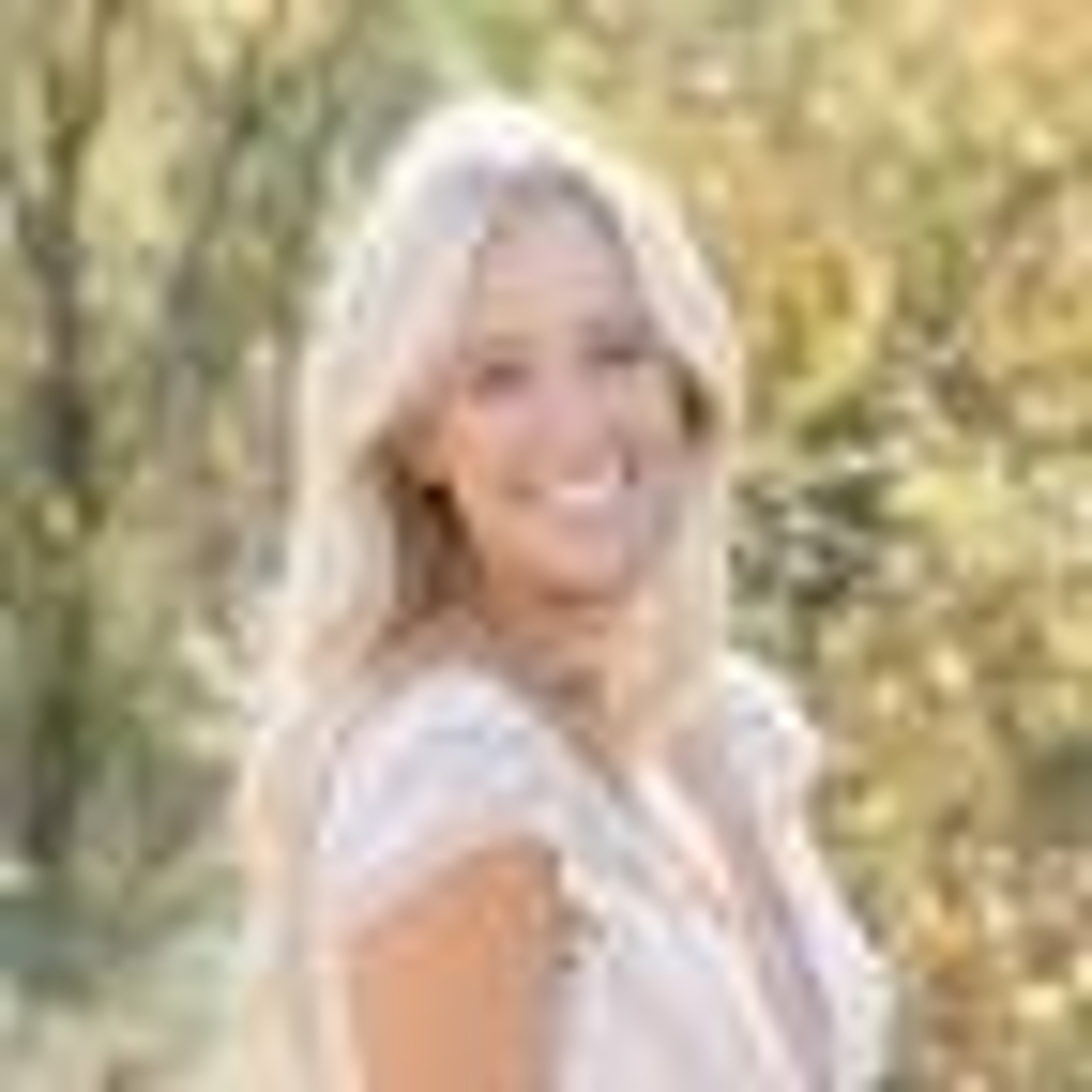 Headshot of Gretchen Woodson