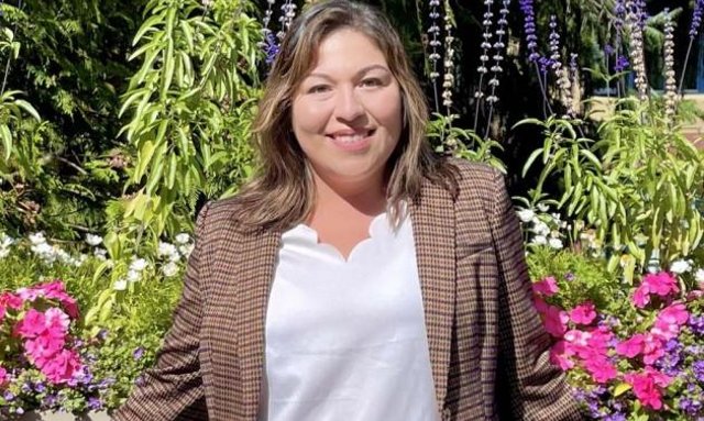Author Liz Kopco